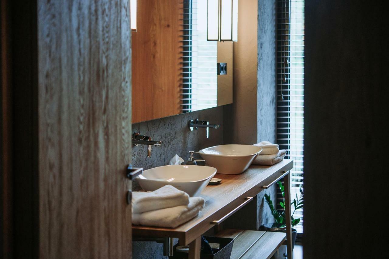 Lajver Borbirtok Hotel *